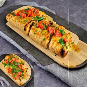 Chicken Peppori Stuffed Garlic Bread