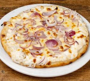 Onion Cheese Pizza [8.5 Inches]