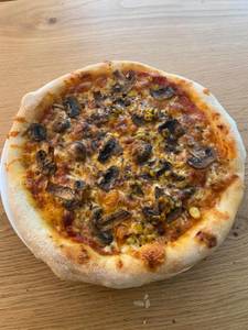 Mushroom Corn Pizza
