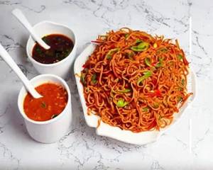 Veg schezwan noodles