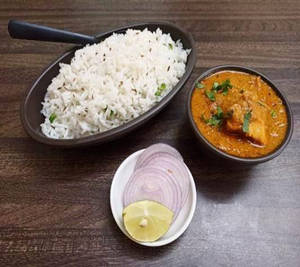 Chicken Curry (250 Ml) With Jeera Rice