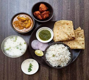 Punjabi Chicken Thali