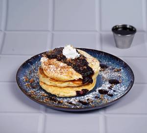 Toasted Coconut & Nutella Pancakes