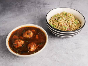 Noodles + Manchurian Gravy