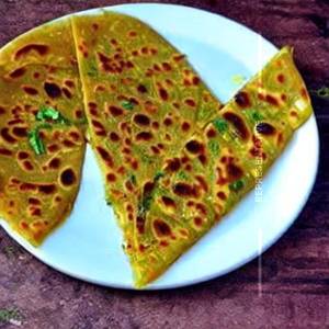 Garlic Mirchi Paratha