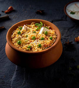 Special Veg Handi Biryani (1/2kg)