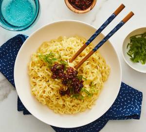 Cheesy Egg Maggi