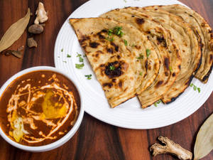 Baroodi Dal + 2 Lachha Paratha