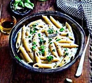 White Sauce Pasta
