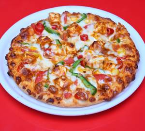 Tandoori paneer pizza