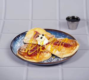 Berry Coulis Pancakes
