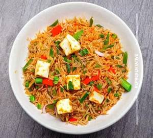 Schezwan paneer fried rice