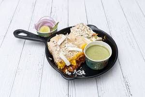 Paneer Achari Roll