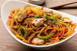 Chicken Hakka Noodles