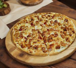 Regular Chicken Barbeque Pizza