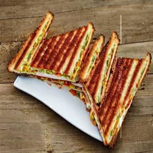 Tomato Omelette Toast Sandwich