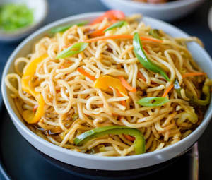 Haka Noodles Veg