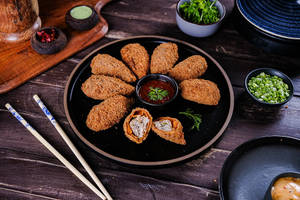 Classic Chicken Kurkure Momo