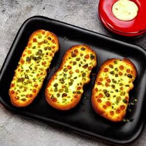 Cheese Chilly Garlic Bread