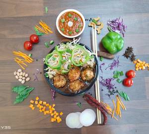 Hakka Noodles & Veg Manchurian Bowl