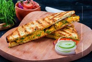 Paneer Tandoori Mayo Sandwich