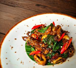 Chilli Basil Calamari