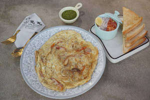 Changezi Omelette (2 Eggs)