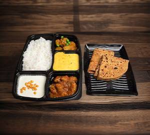Rajasthani Thali with Roti