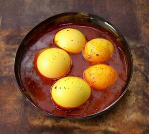 Eggs Curry