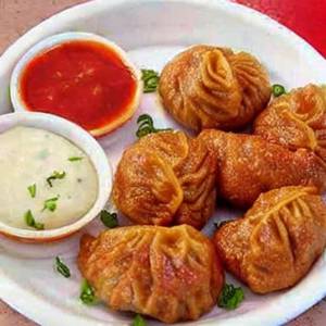 Chicken Cheese Kurkure Momo