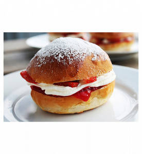 Butter Jam Bun