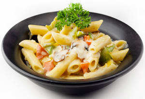 White Sauce Pasta
