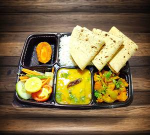 Veggethali+3roti+dal+bahji+salad+achar+ri