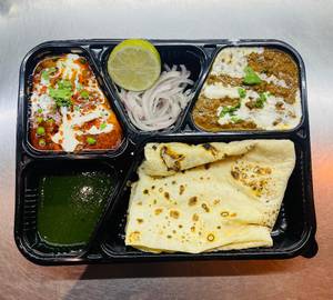 Rumali Platter