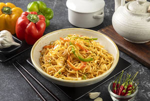 Veg Chilli Garlic Noodles