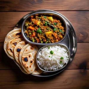 Mutter Paneer with 4 tandoori and plain rice 