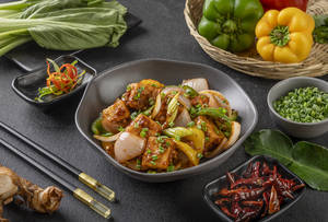 Chilli Paneer Dry[8pcs]