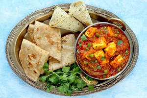 Matar Paneer [Full] + 6 Butter Roti