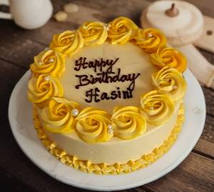 Birthday Pineapple Cake