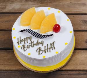 Fresh Pineapple Eggless Cake