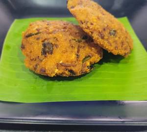 Parippuvada Set [3 Piece ]