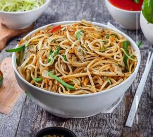 Chicken Garlic Noodles  (butter/burnt/chili Flavor)