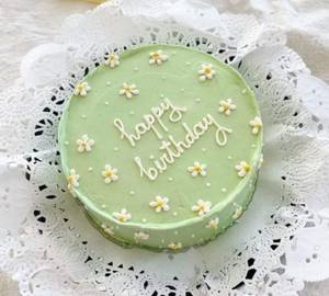 Black Currant Birthday Bento Cake