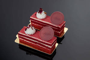 Red Velvet With Cream Cheese