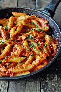 Red sauce pasta c