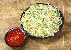 Veg Hakka Noodles Jain