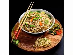 Hakka Noodles - Chicken