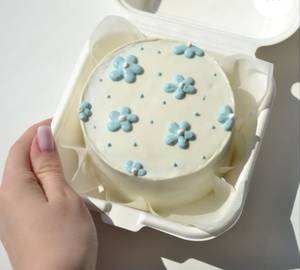 Flower Chocolate Bento Cake