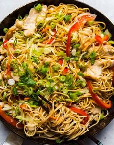 Egg Schezwan Noodles