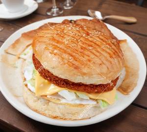 Spicy Grilled Chicken Burger